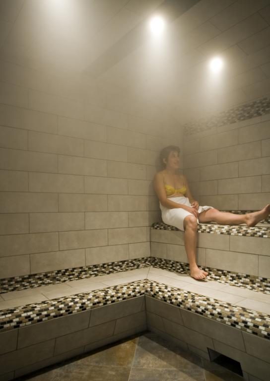Logis Hotel Parenthese, Restaurant & Spa Chille ภายนอก รูปภาพ