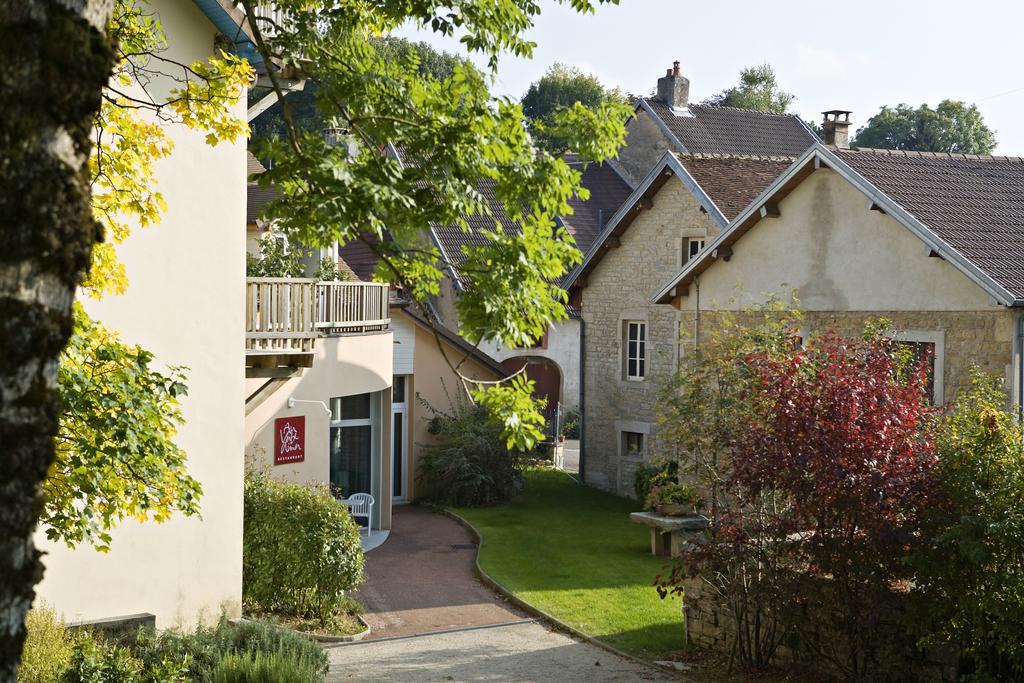 Logis Hotel Parenthese, Restaurant & Spa Chille ภายนอก รูปภาพ